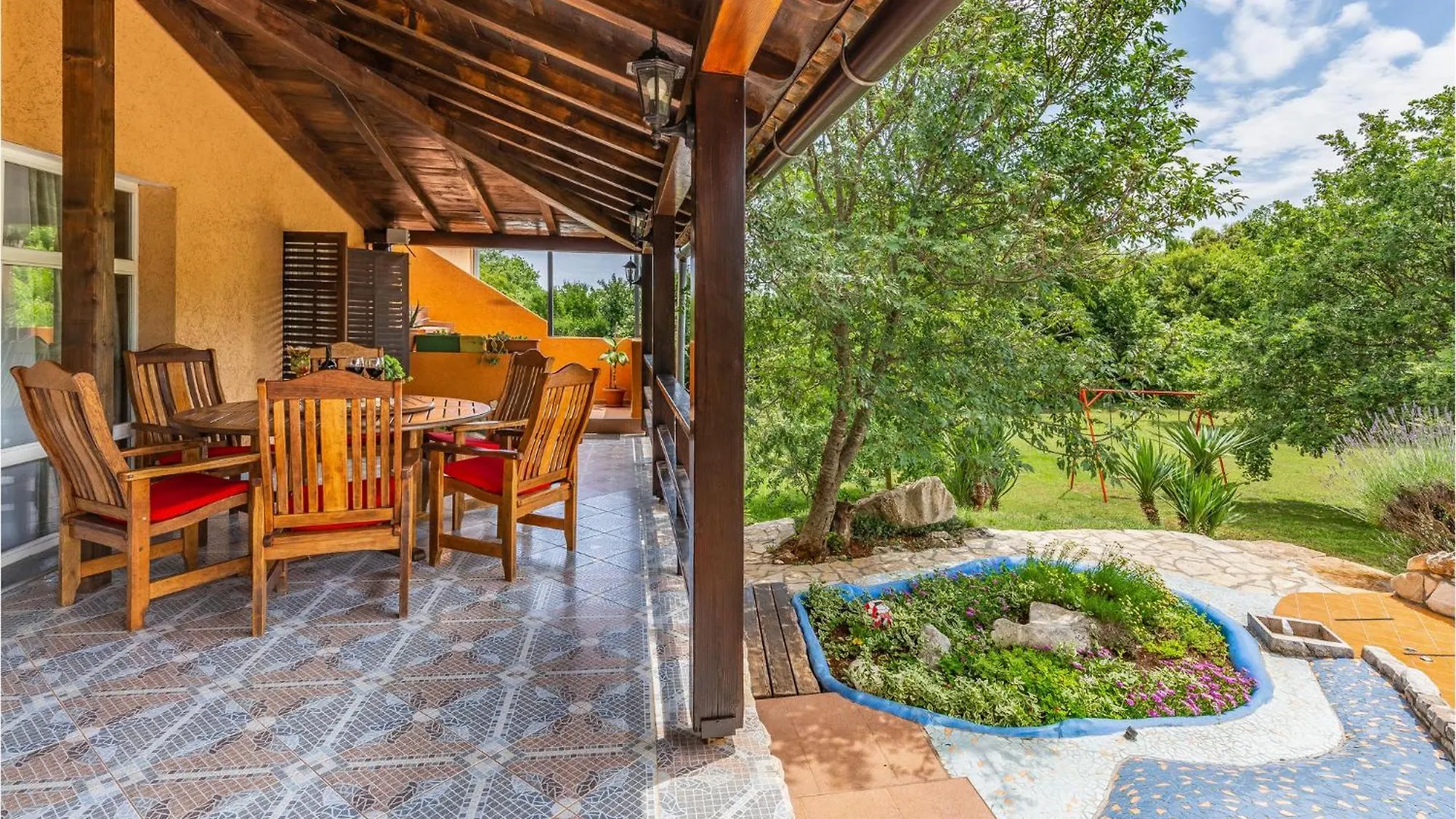 Stunning Home In Valtura With Wifi